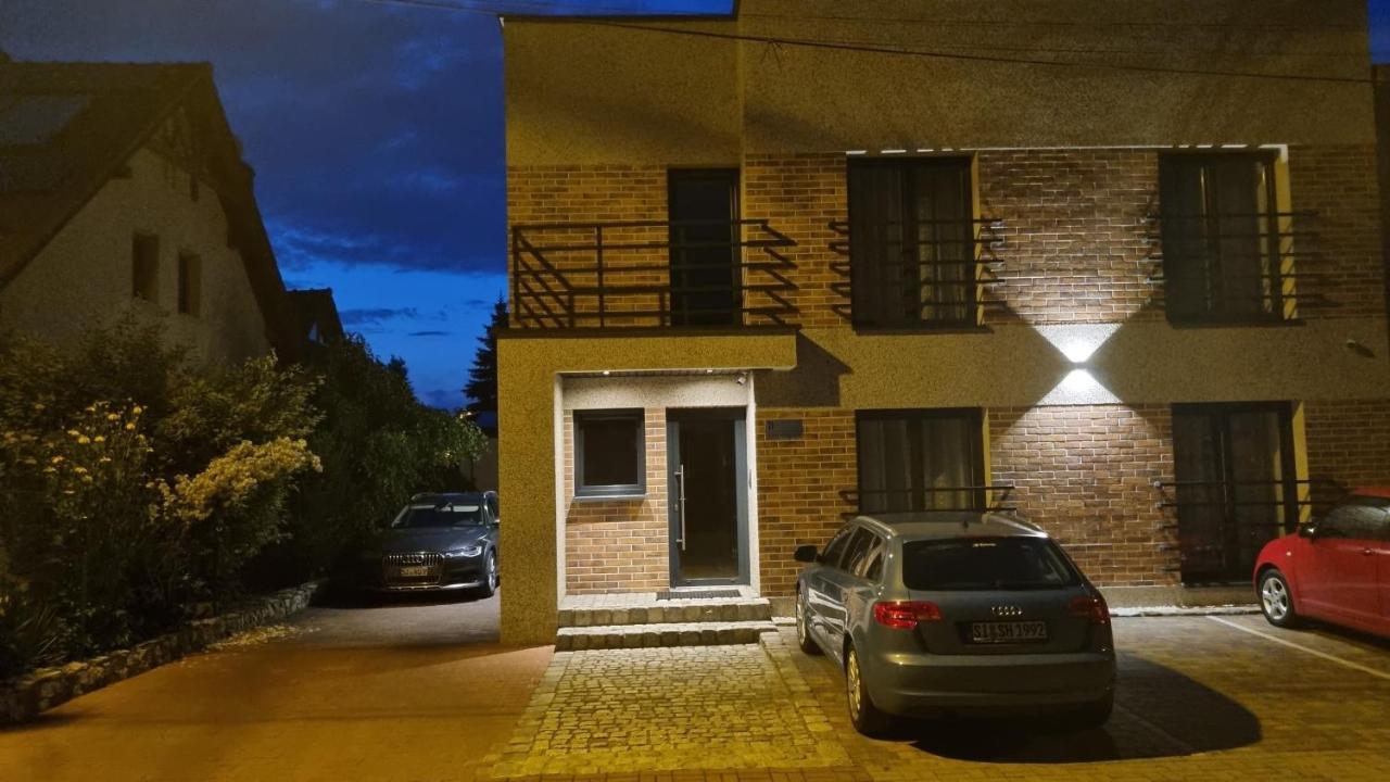 Apartamenty Monik Świętochłowice Buitenkant foto